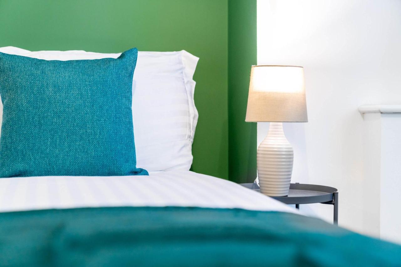 Beautiful Birmingham Central Spacious Apartment-Free Parking, Wifi, Contractors, Hs2, Bullring, Birmingham City Fc 外观 照片